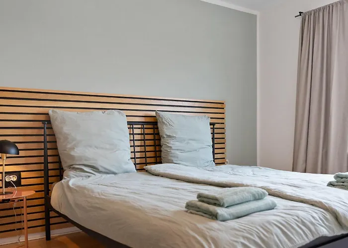 Zentrale Wohnung 3 Zimmer 24H Check In